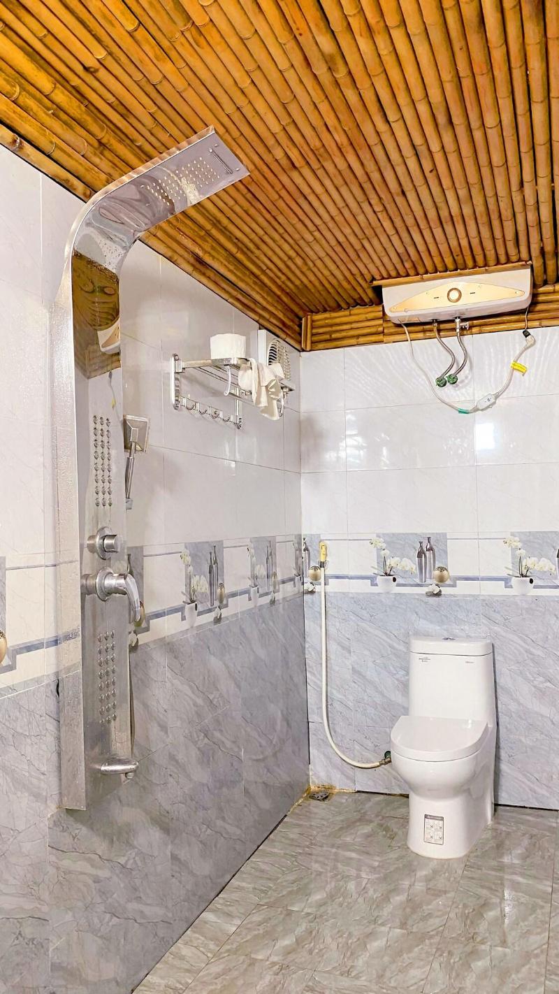 Quoc Khanh Bamboo Homestay image