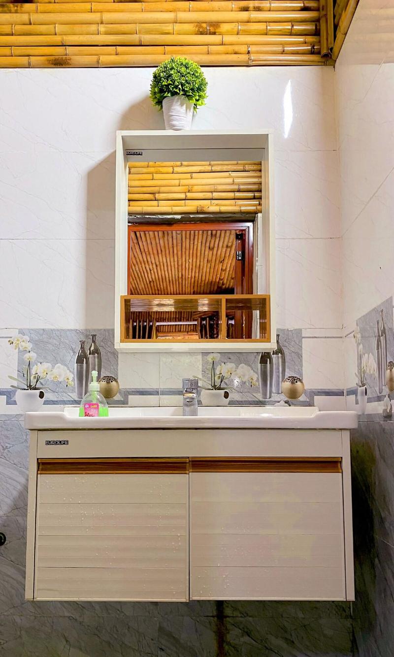 Quoc Khanh Bamboo Homestay image