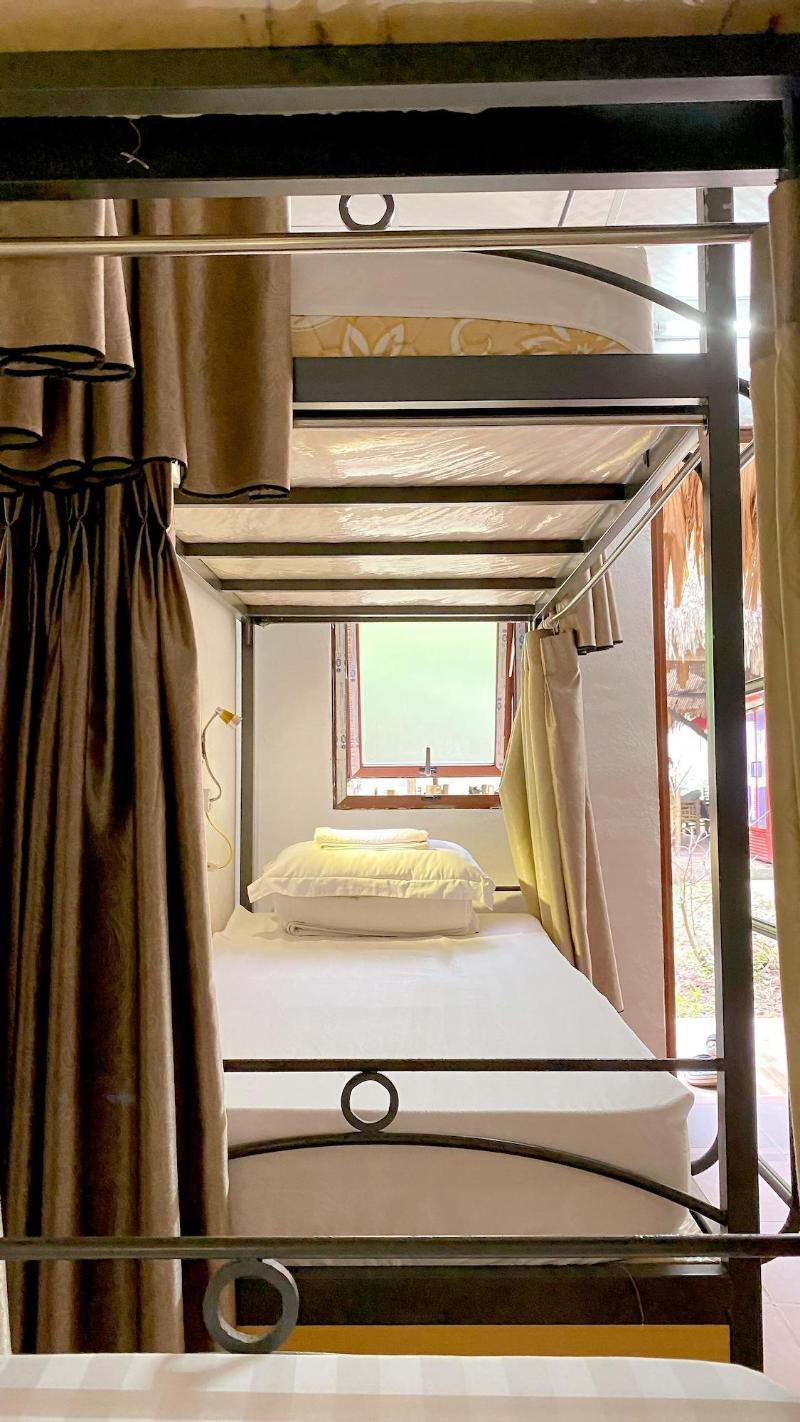 Quoc Khanh Bamboo Homestay image