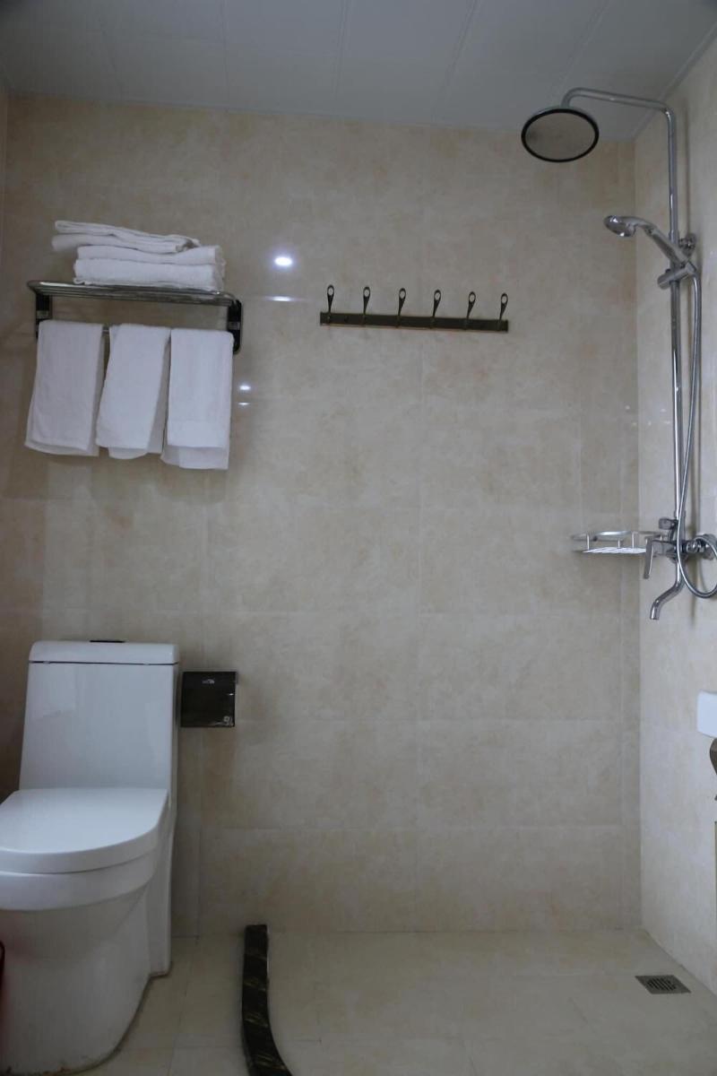 Wuyishan City Chun Hui Traders Hotel image