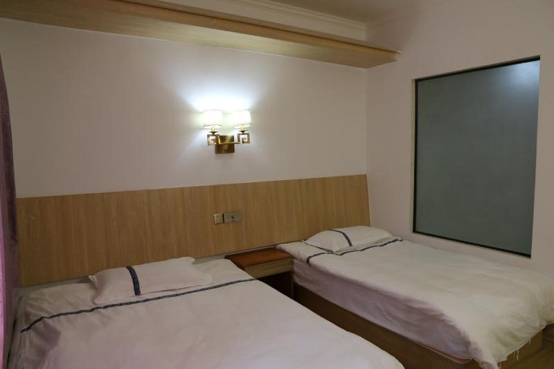 Wuyishan City Chun Hui Traders Hotel image