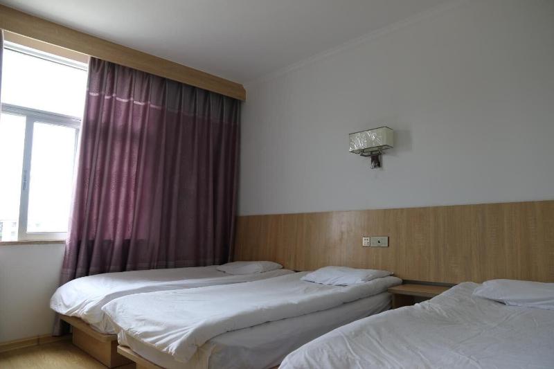 Wuyishan City Chun Hui Traders Hotel image