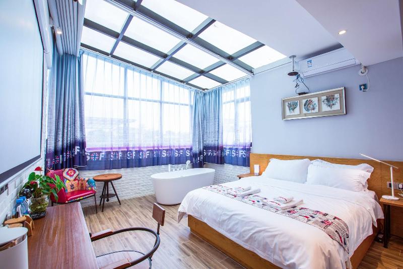Maan Coco Travelling Boutique Inn image
