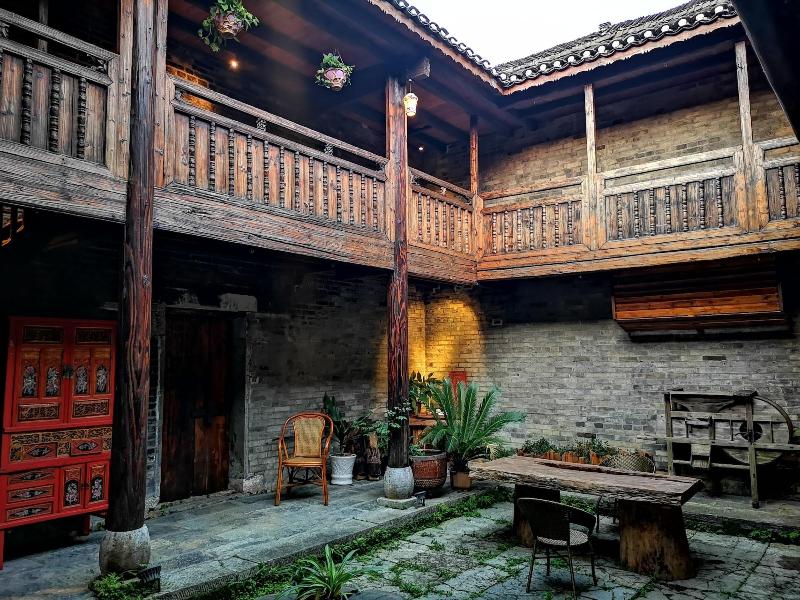 Yangshuo Governor S Mansion Hotel
