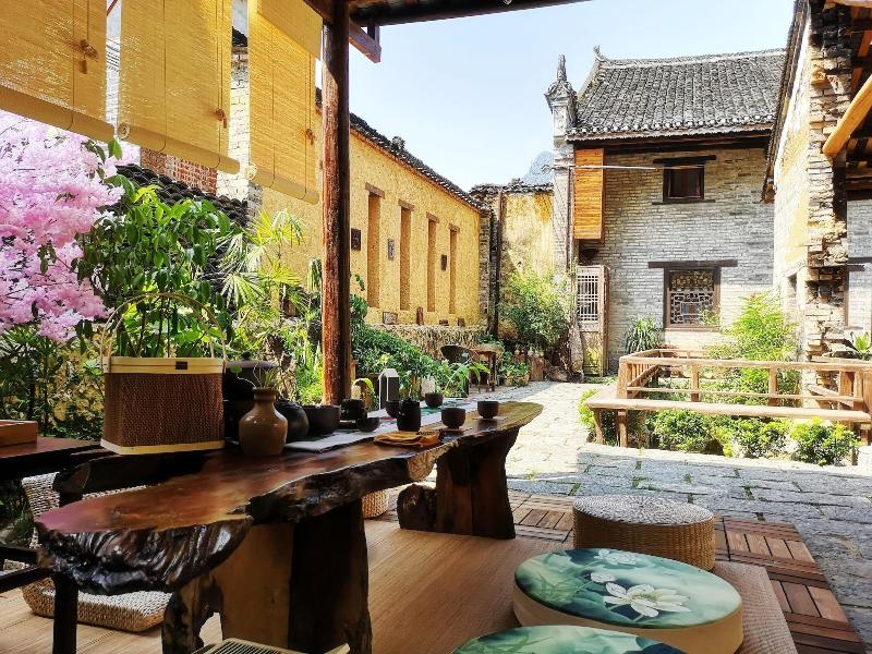 Yangshuo Governor S Mansion Hotel