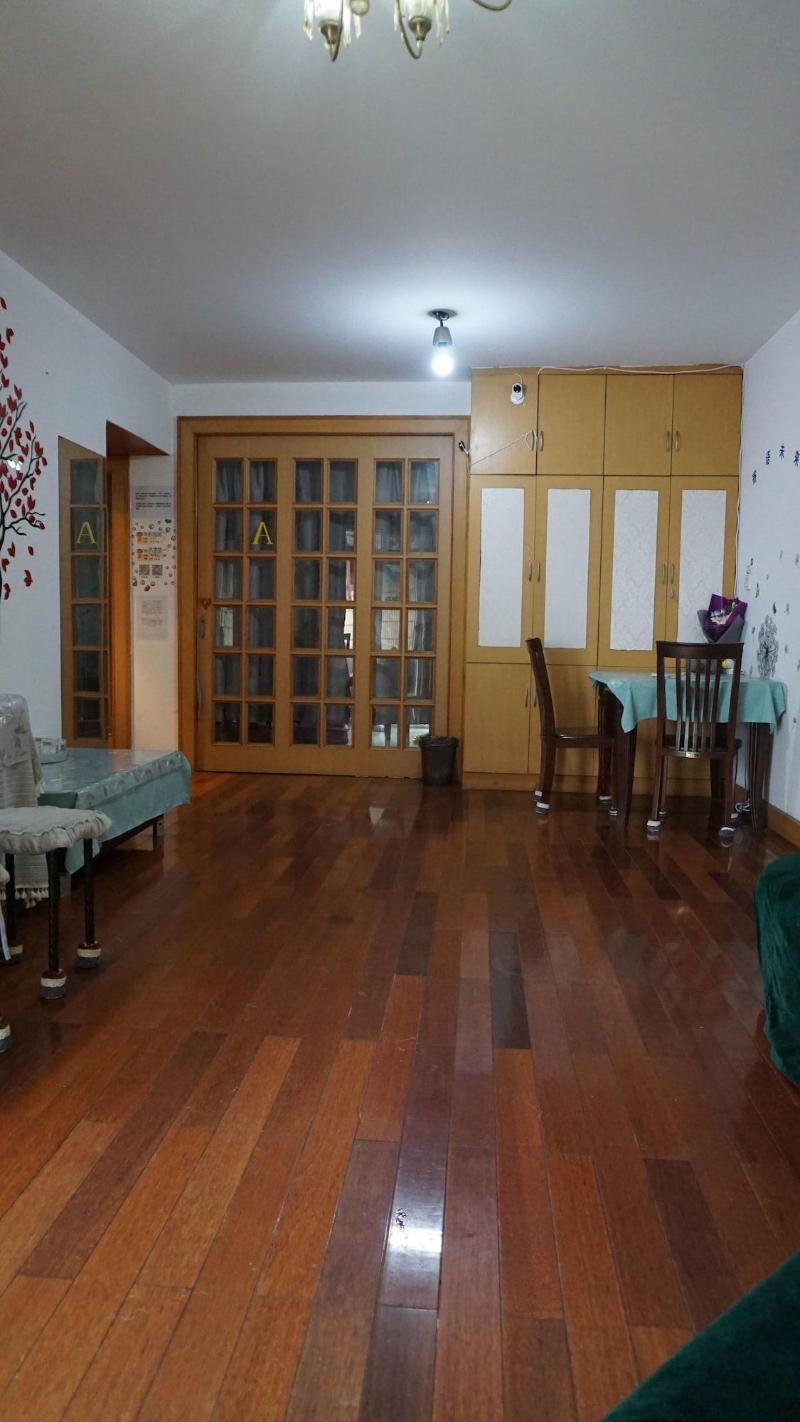 Shanghai Mofang Style Girls Hostel — photo 3