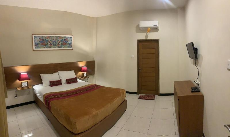 Kuta Suci Beach Hotel image
