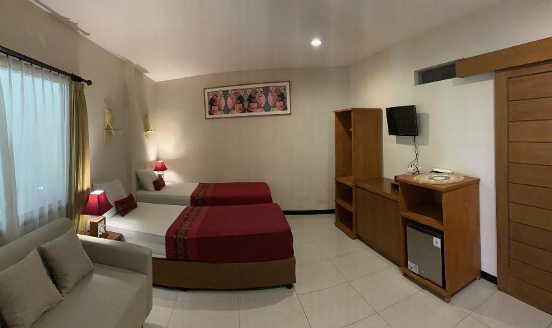 Kuta Suci Beach Hotel image