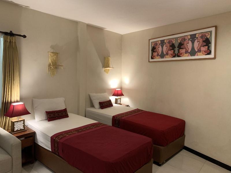 Kuta Suci Beach Hotel image