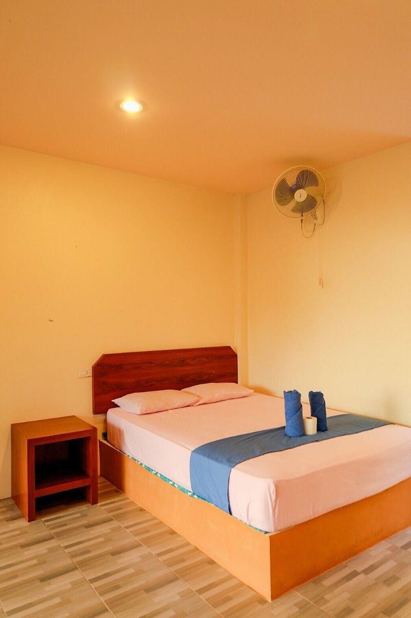 J B Hut Bungalow image