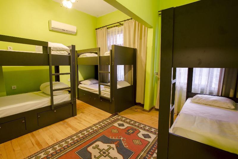 Cheers Hostel image