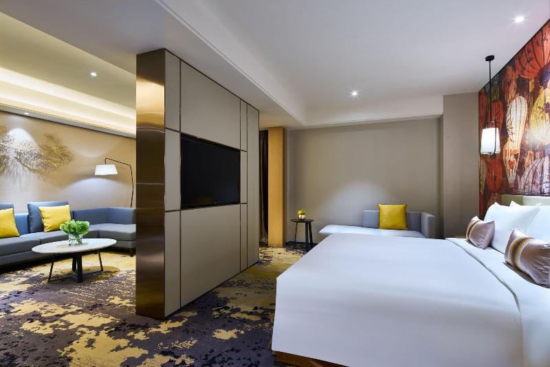 The Qube Hotel Shanghai Sanjiagang image