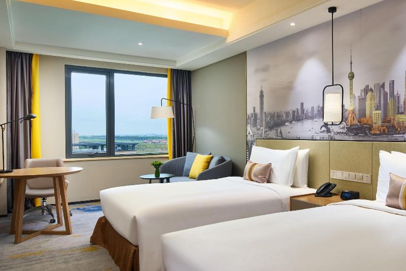The Qube Hotel Shanghai Sanjiagang image