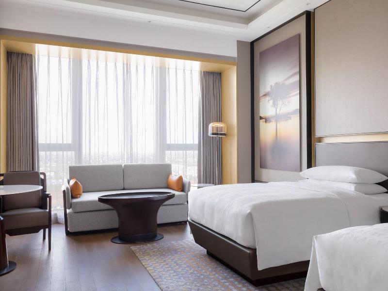 Sheraton Shanghai Fengxian image