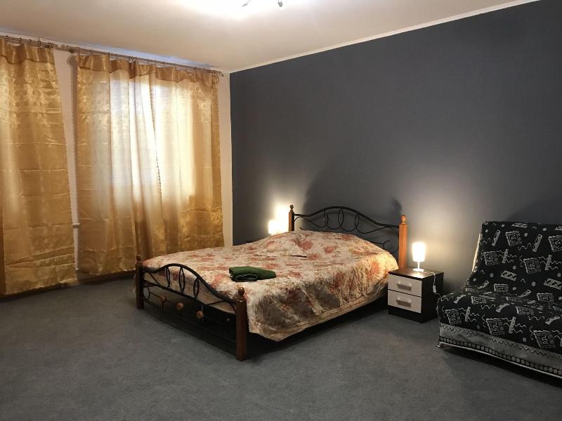 Guest House On Marata — main photo