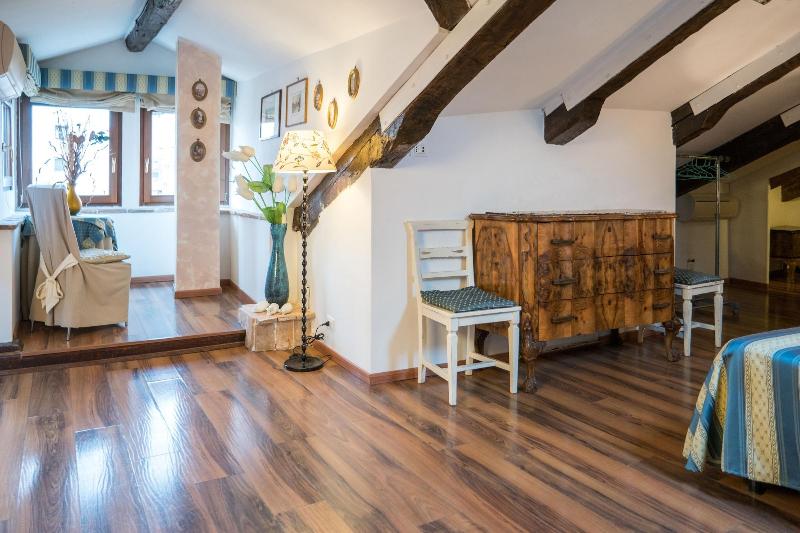 Corte Canal Venice image