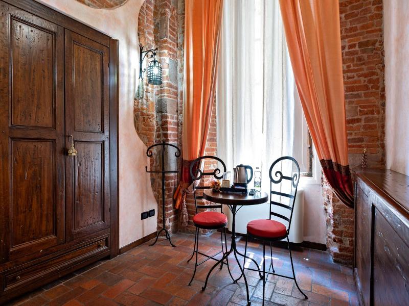 Antica Corte Dei Principi image