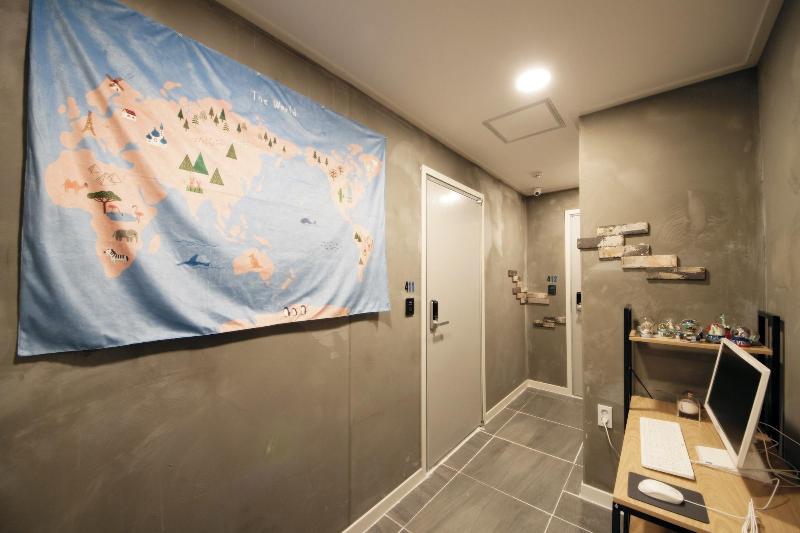 K Guesthouse Seomyeon 1 image