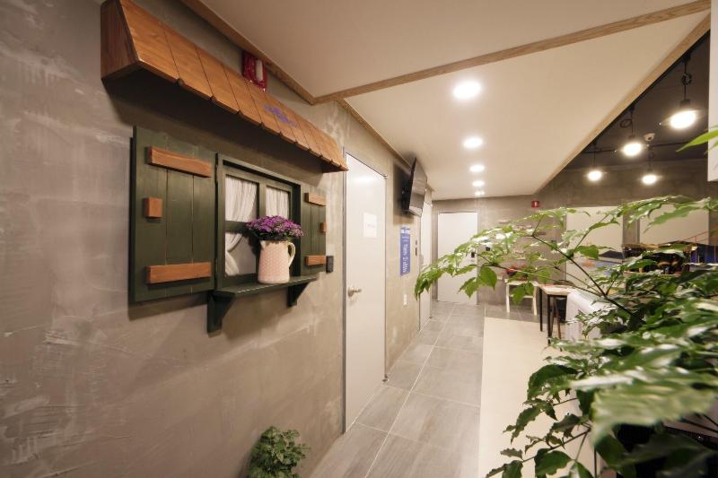K Guesthouse Seomyeon 1 image
