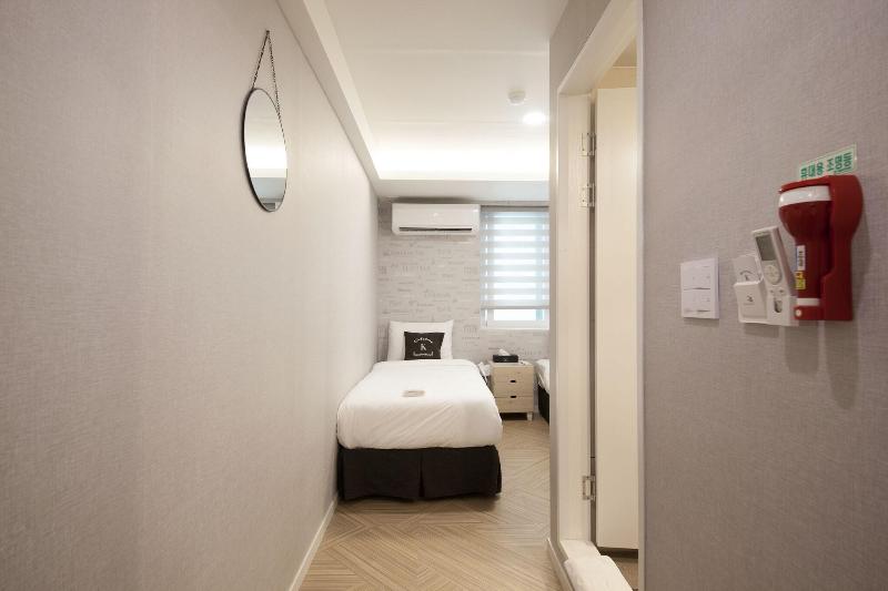 K Guesthouse Seomyeon 1 image