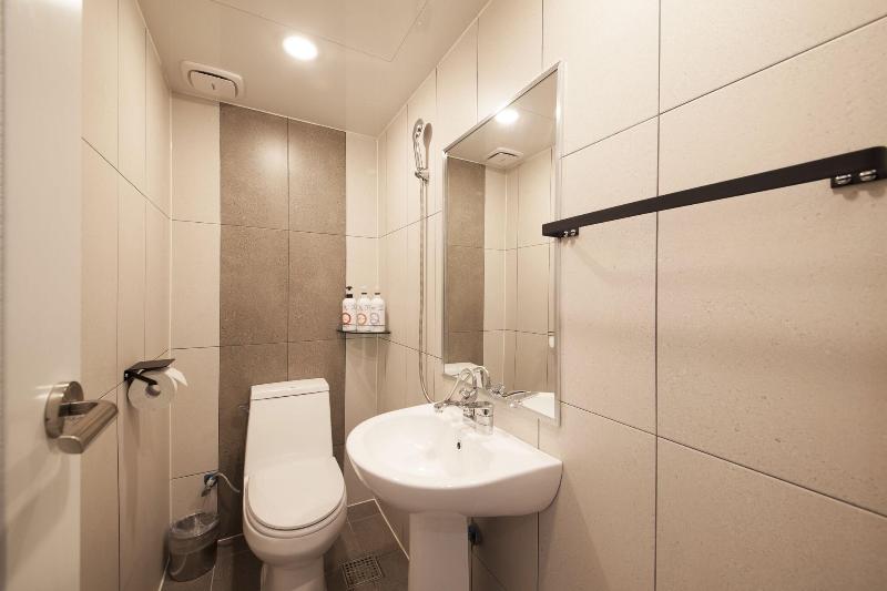K Guesthouse Seomyeon 1 image