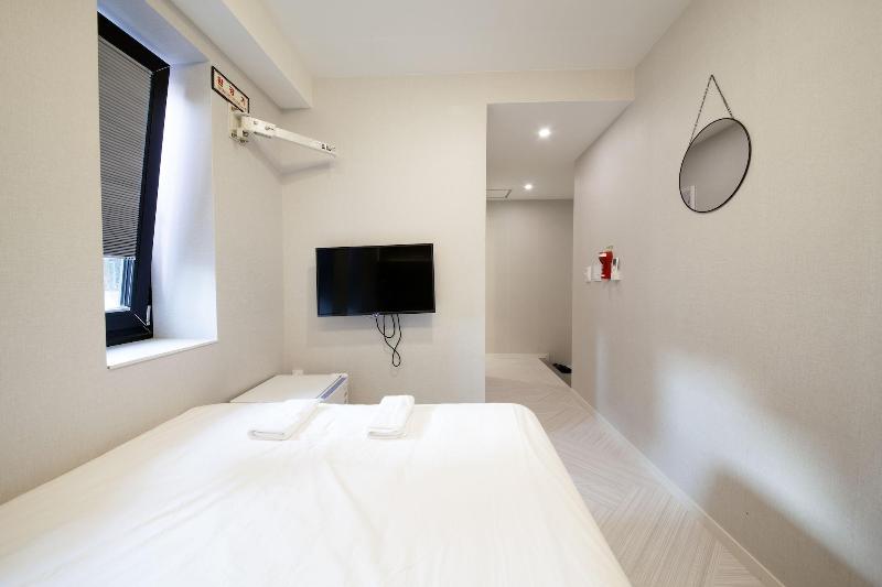 K Guesthouse Seomyeon 1 image