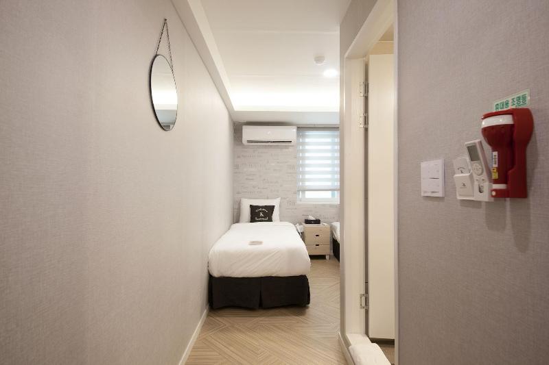 K Guesthouse Seomyeon 1 image