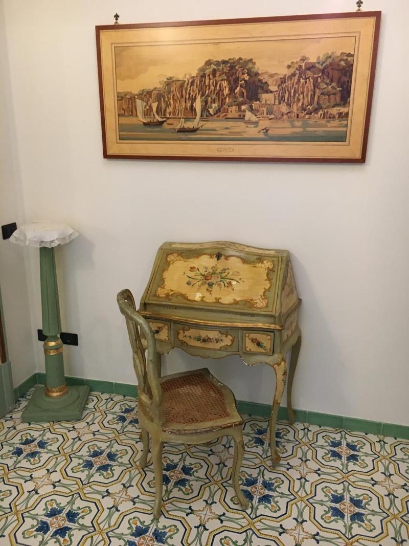 Old Taverna Sorrentina image