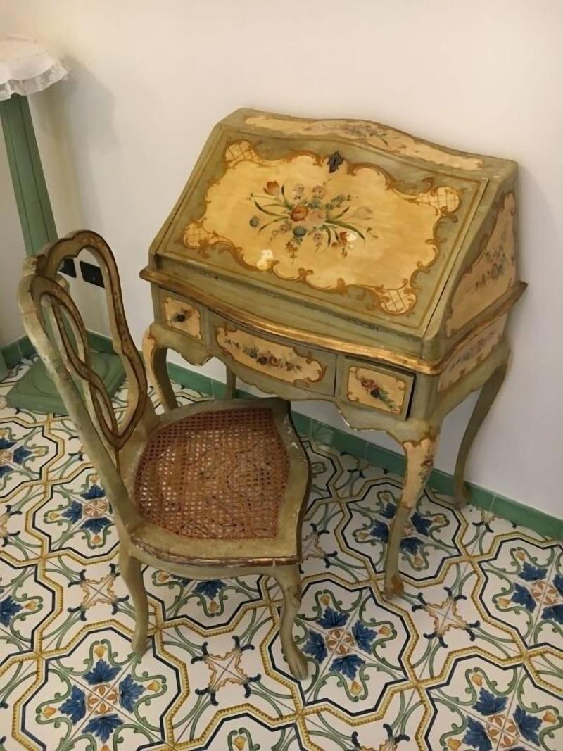 Old Taverna Sorrentina image
