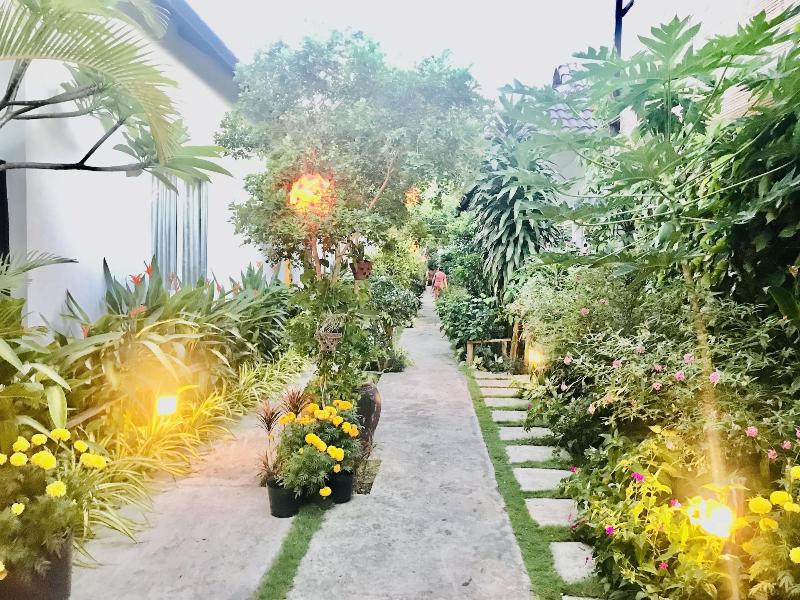 Sunlight Bungalow image