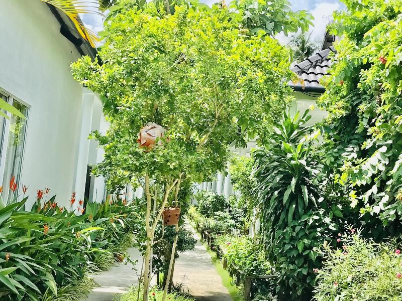 Sunlight Bungalow image