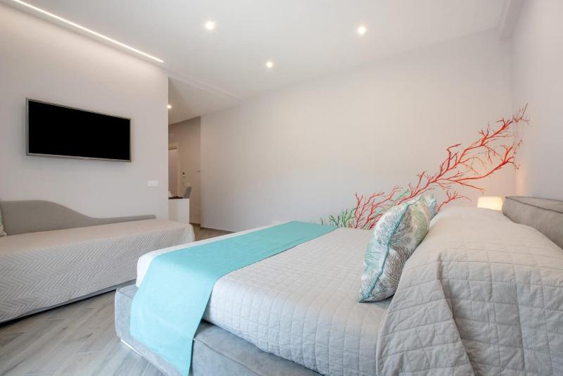 Cioffi Sorrento Rooms image