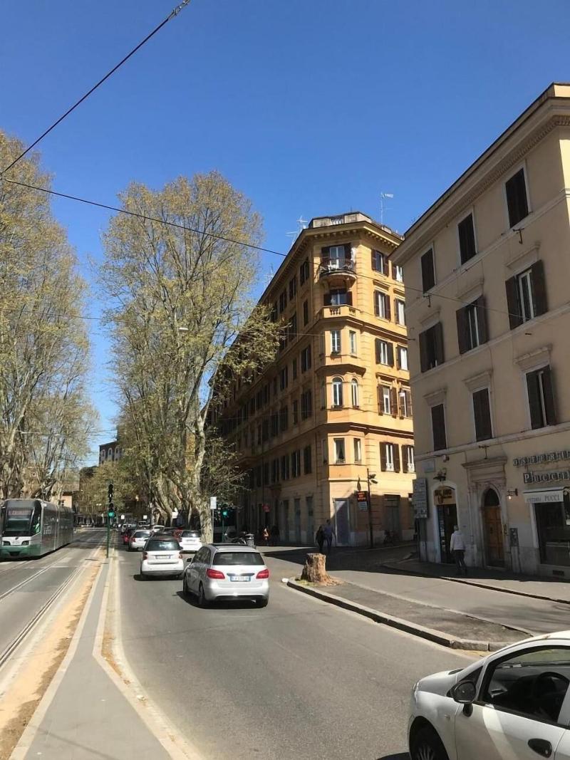 Paola A Trastevere image