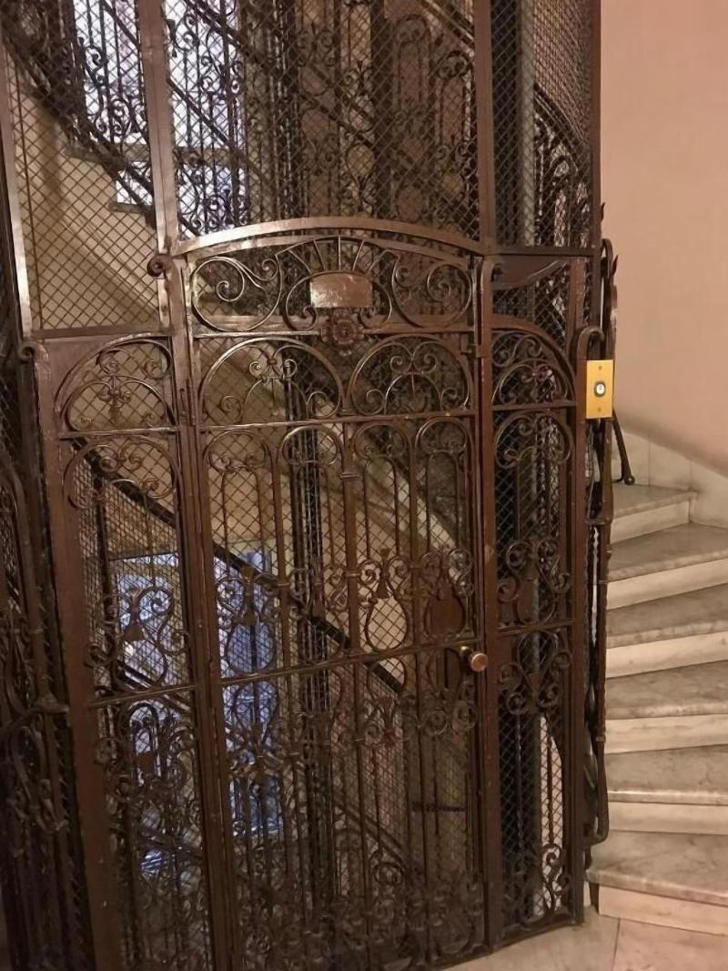 Paola A Trastevere image