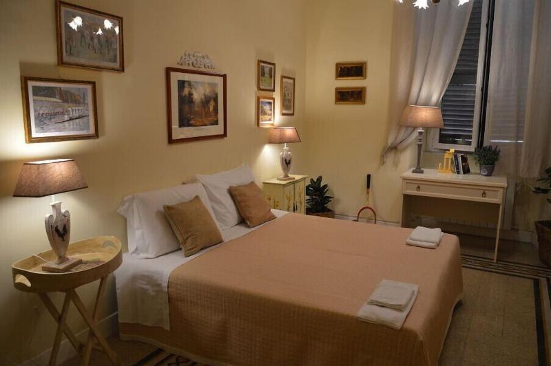 Paola A Trastevere image