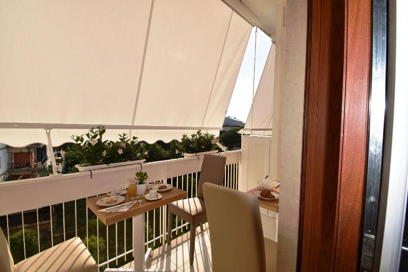 Melody Sorrento Suites image
