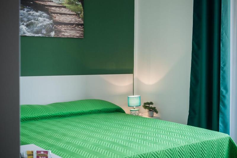 Ajana Rooms image