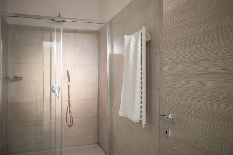 Ajana Rooms image