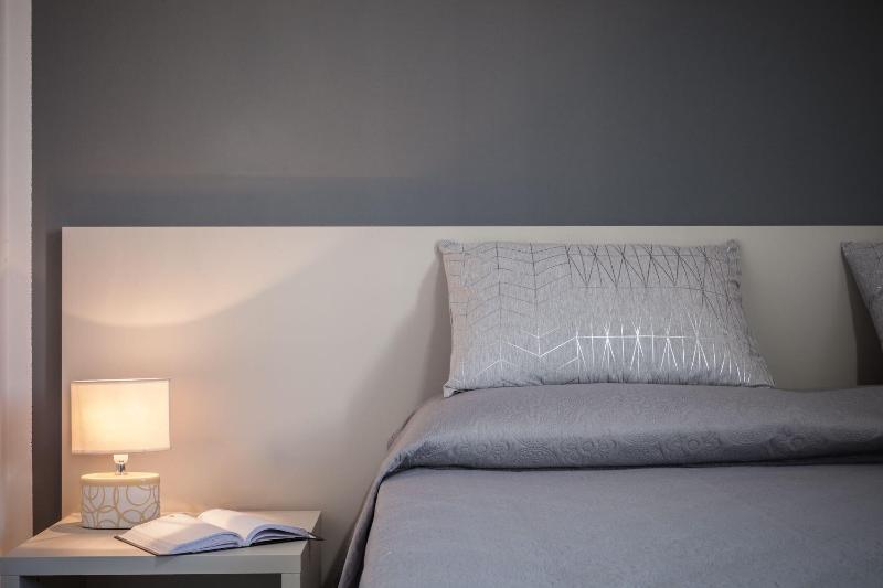 Ajana Rooms image