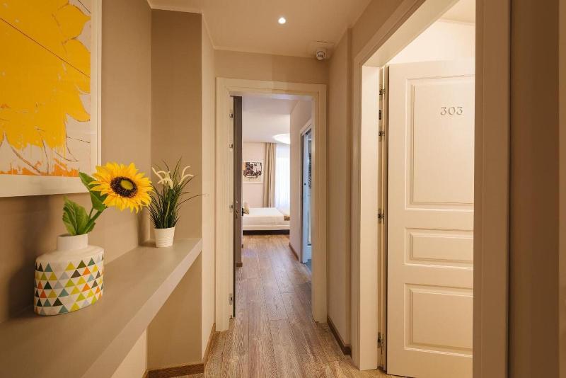 Rhea Silvia Luxury Trastevere 2 image