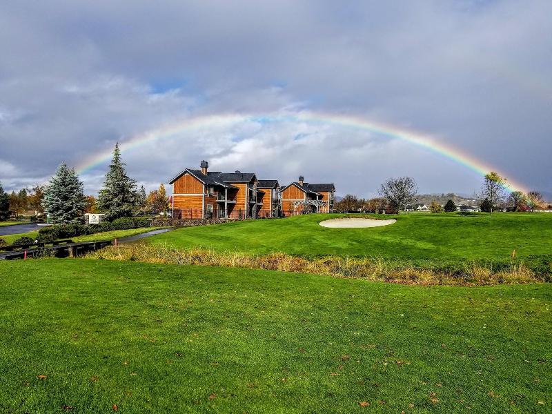Resort At Eagle Point image