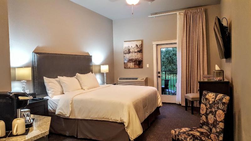 Resort At Eagle Point image