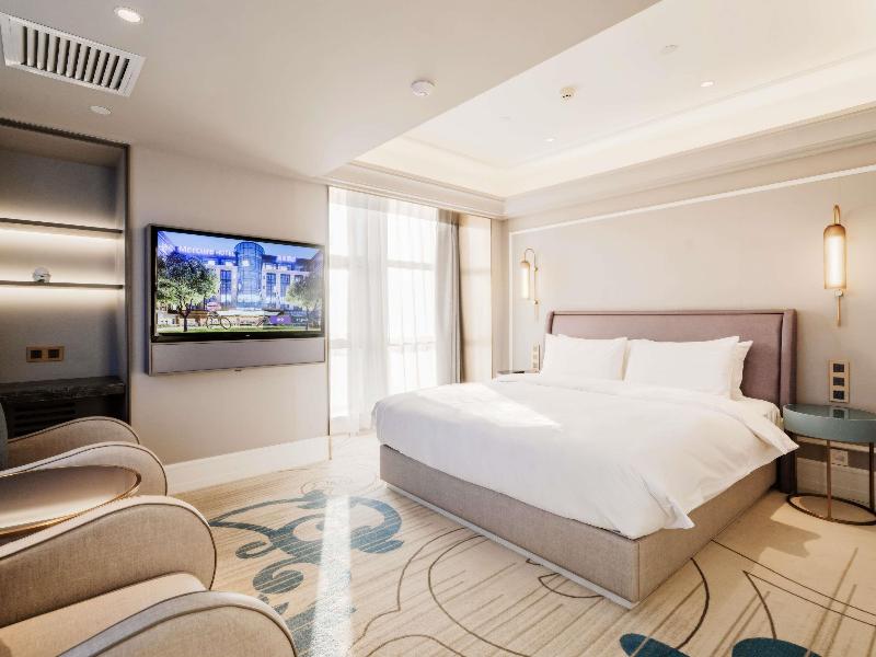 Mercure Hohhot Downtown — general view
