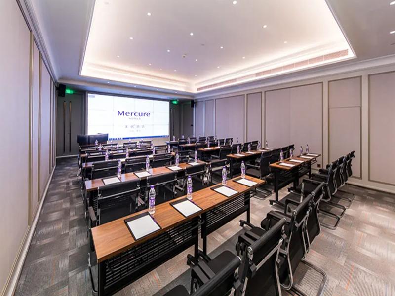 Mercure Hohhot Downtown image