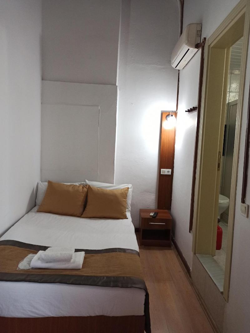 Konak Hotel Kaleici image