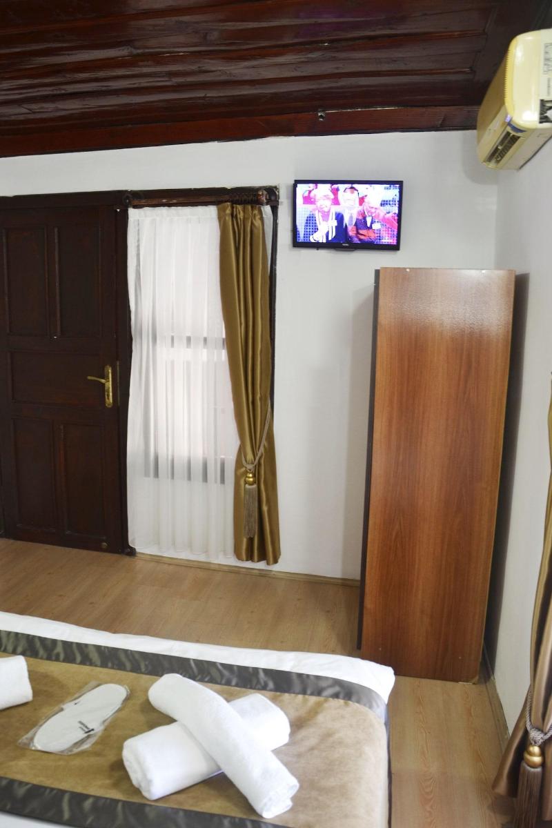 Konak Hotel Kaleici image