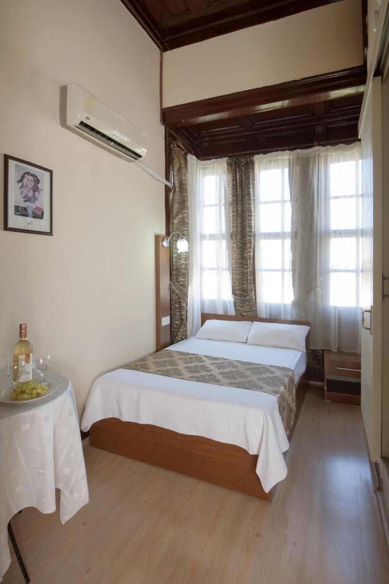 Konak Hotel Kaleici image