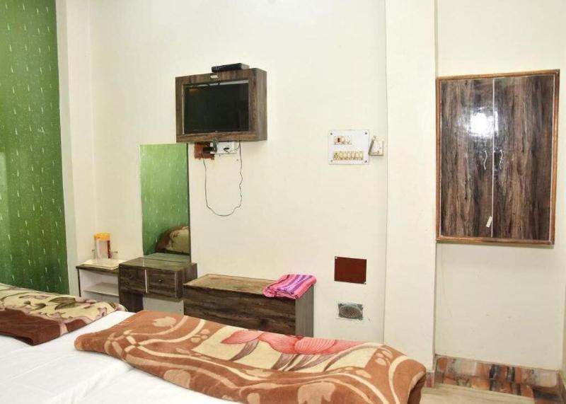 Shri Guest House image
