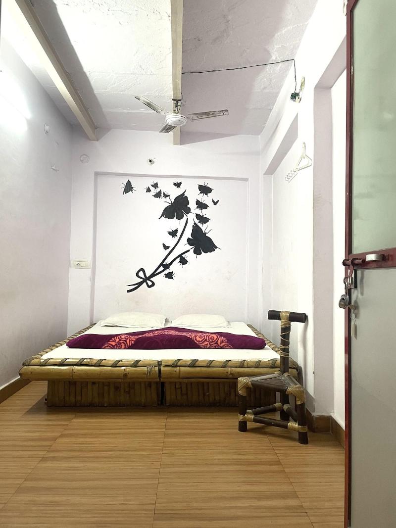 Shri Guest House image
