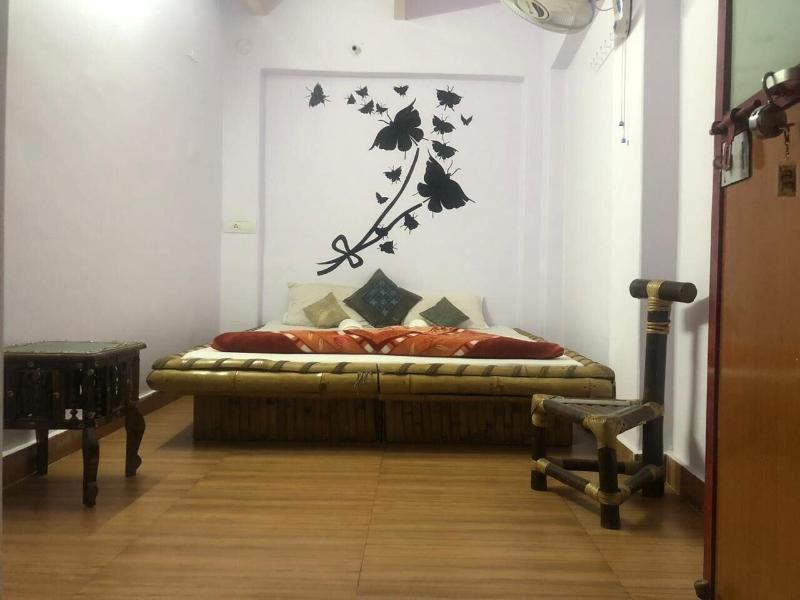 Shri Guest House image